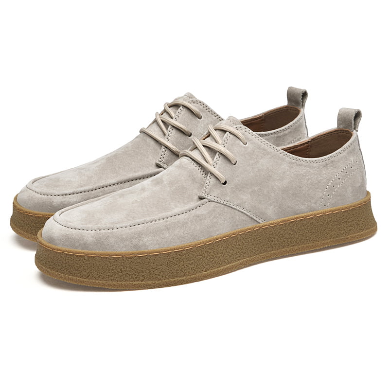 Chaussure en daim vintage