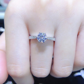 Elegant Cubic Zirconia Women's Ring