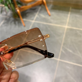 Luxury Retro Vintage Women's Sunglasses - UV400 Protection