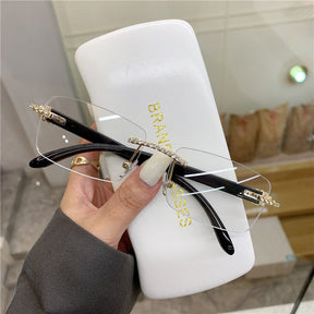 Luxury Women's Studded Sunglasses - UV400 Protection