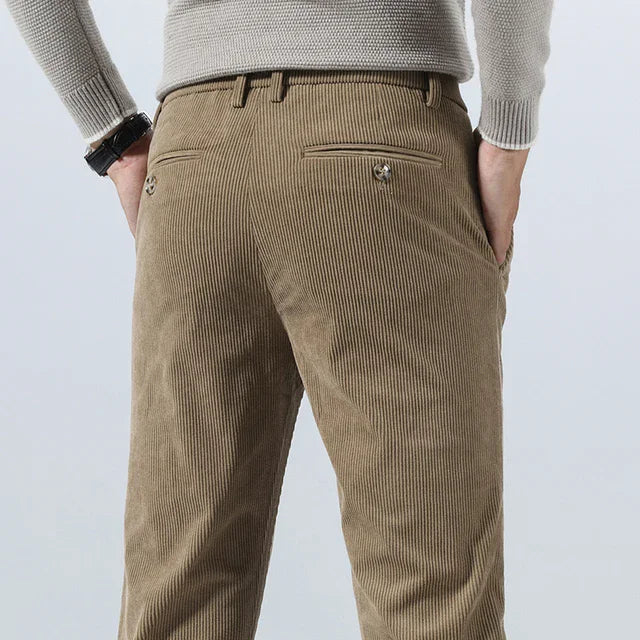 Chino en velours côtelé Charles Noble