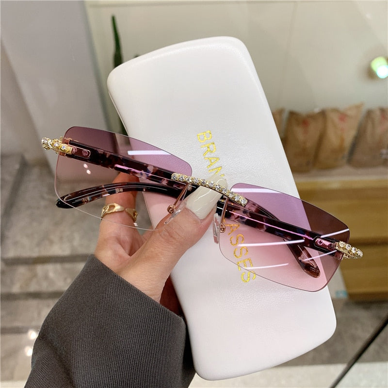 Luxury Women's Studded Sunglasses - UV400 Protection